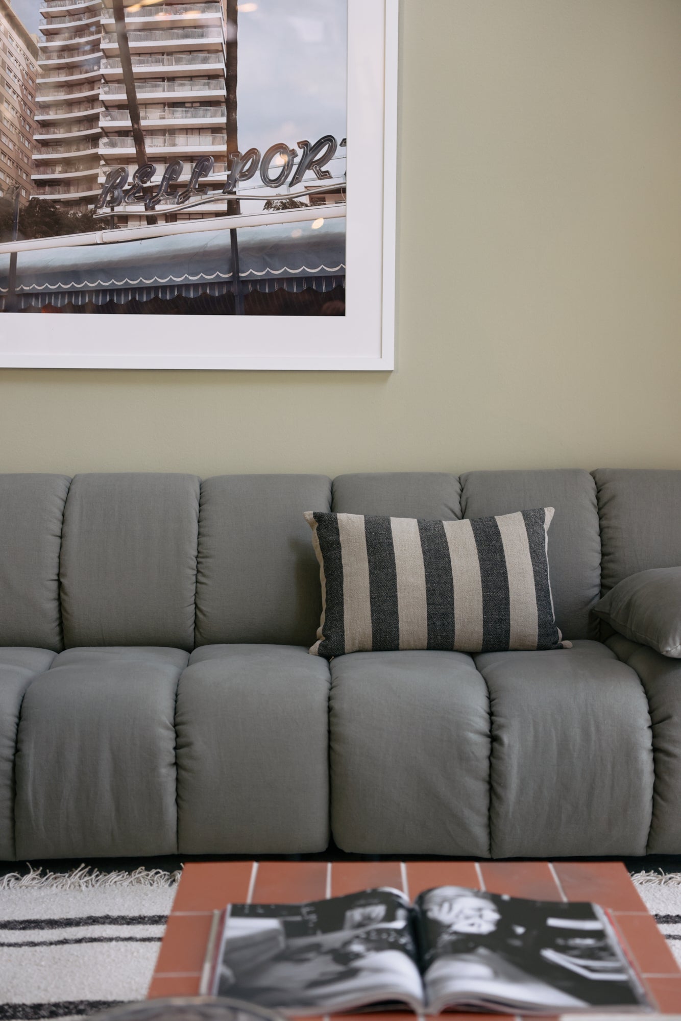 HKliving Wave bank right low arm Linen Army Green