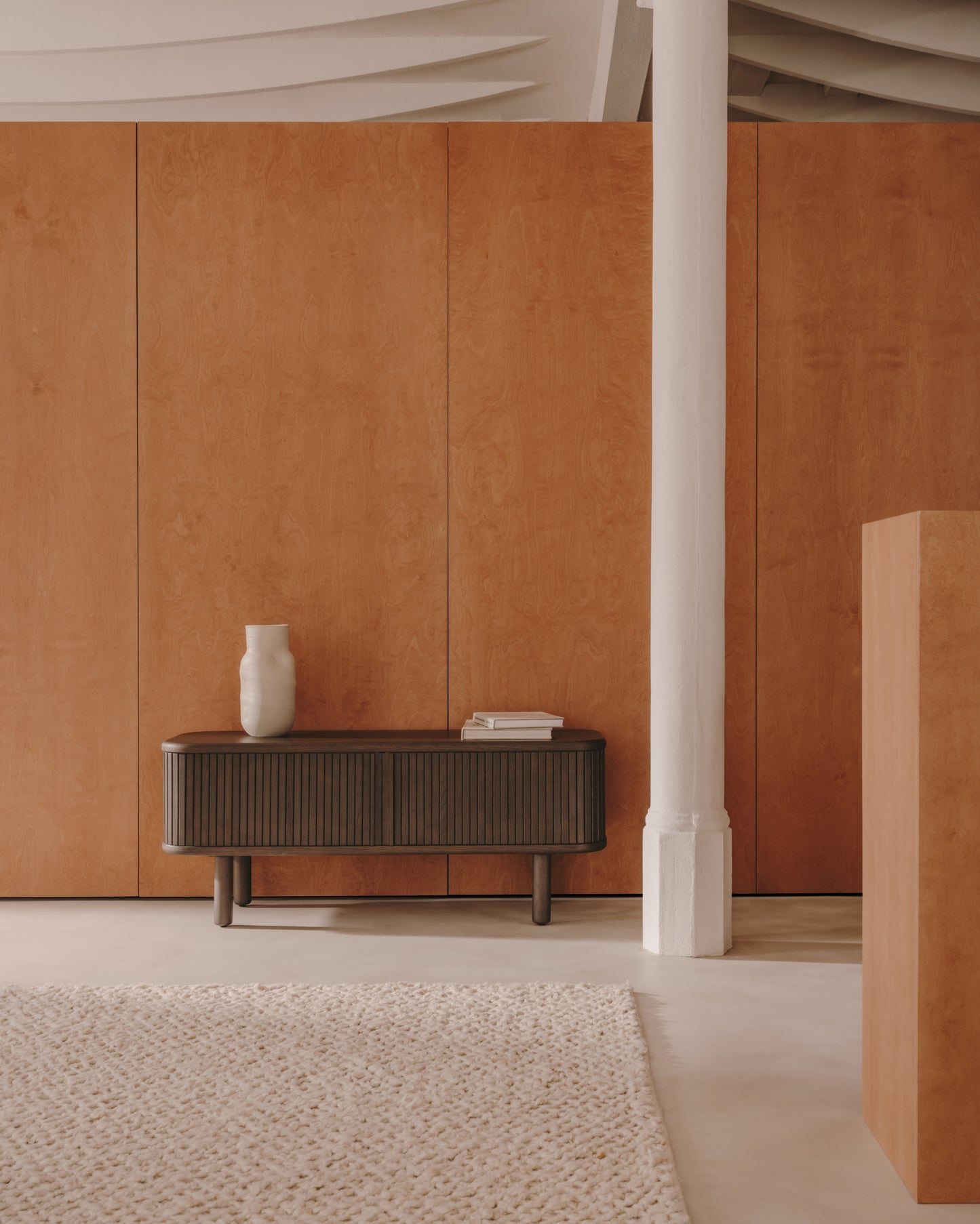Kave Home Mailen tv-meubel met 2 deuren essen natuurlijke afwerking 120 x 50 cm