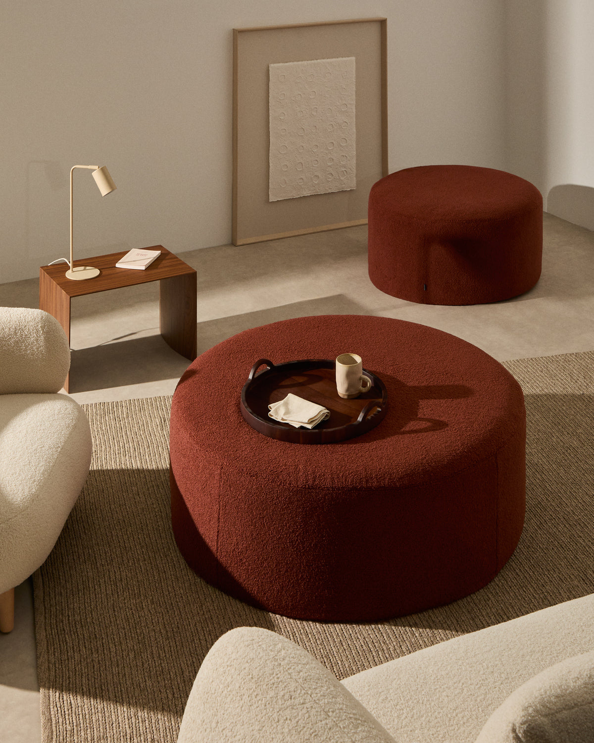 Kave Home Kaeli poef Ø90 cm bouclé Terracotta