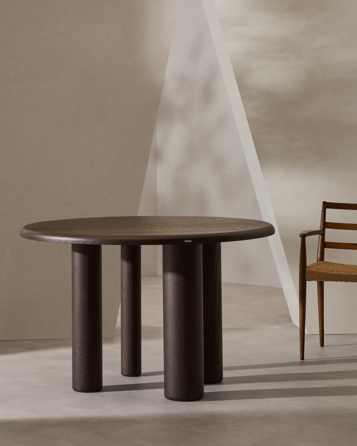 Kave Home Mailen eettafel Ø120 cm Black