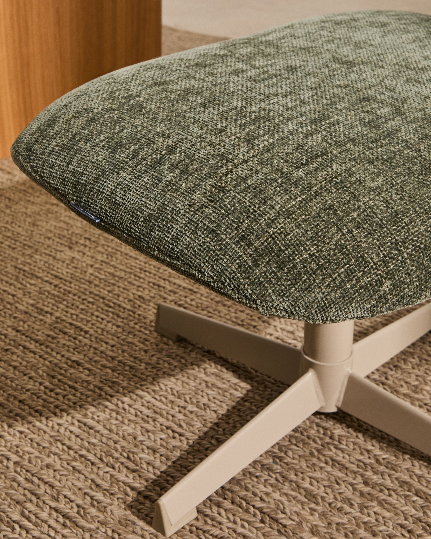 Kave Home Teryl voetenbank chenille Green