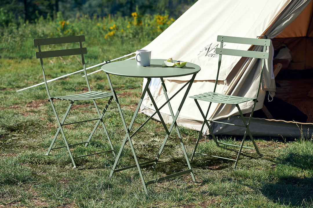 Fermob Bistro tuintafel Ø 60 cm Maya blue