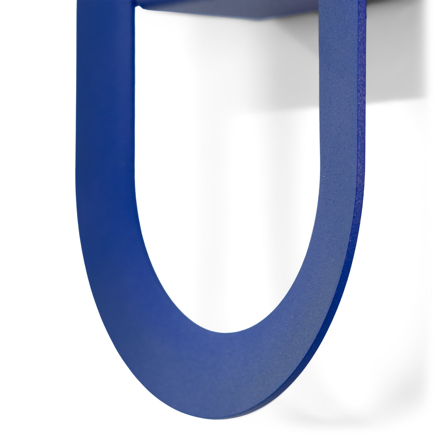 Spinder Design x Onmateria Design Coucou wandhaak Ultramarine