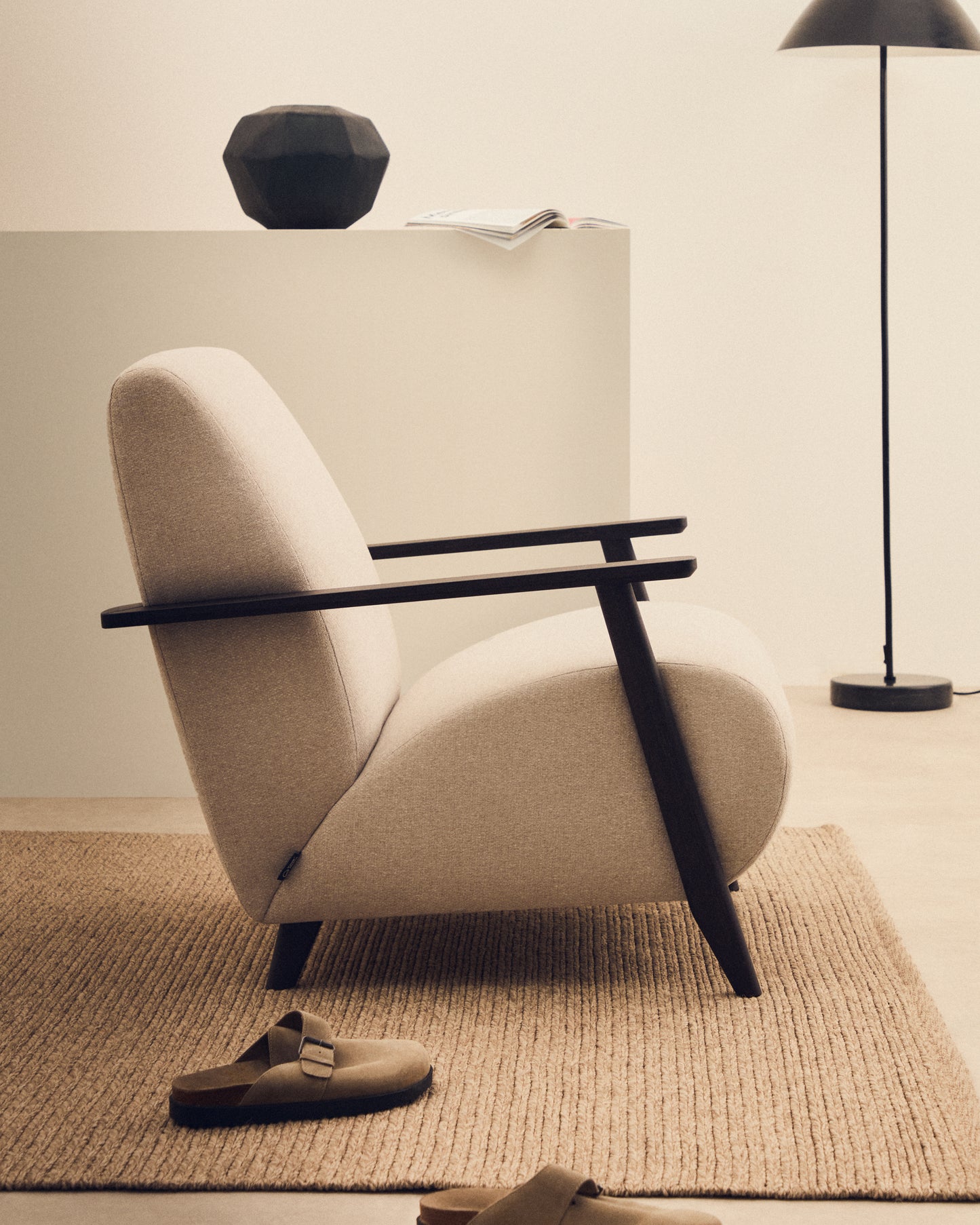 Kave Home Meghan fauteuil Pearl zwart