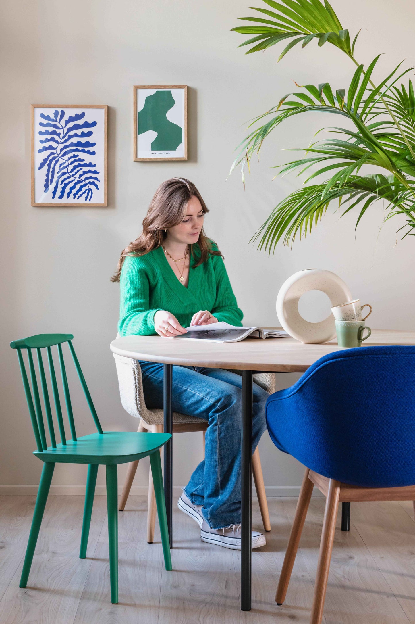 HelloTable Steelo eettafel rond Ø140 cm bol eiken rock pale green