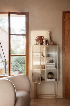 Ferm Living Haze vitrinekast Cashmere