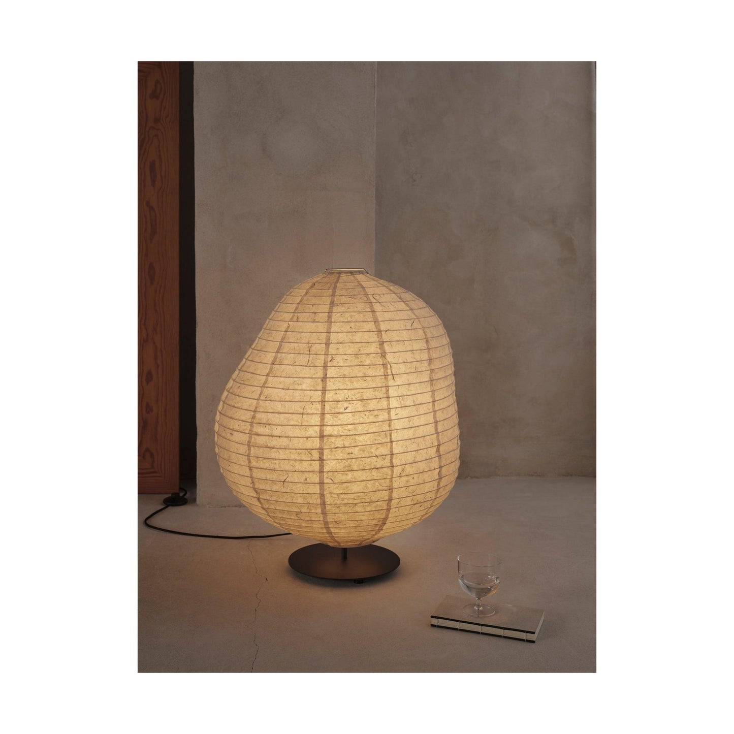 Ferm Living Kurbis vloerlamp Naturel/Zwart