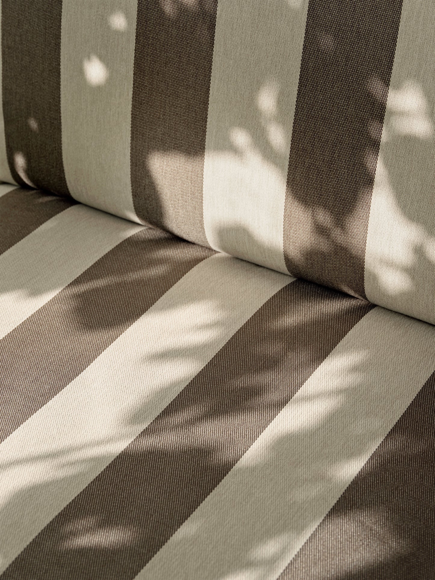 Ferm Living Desert 3-zits tuinbank Cashmere/Chocolate