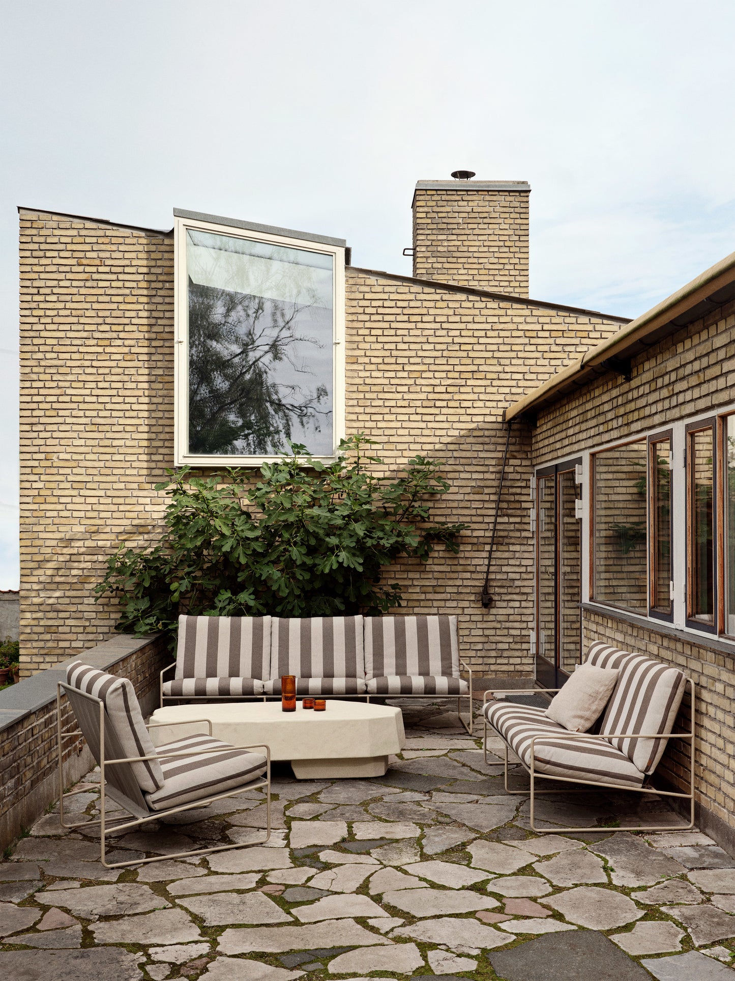 Ferm Living Desert 3-zits tuinbank Cashmere/Chocolate