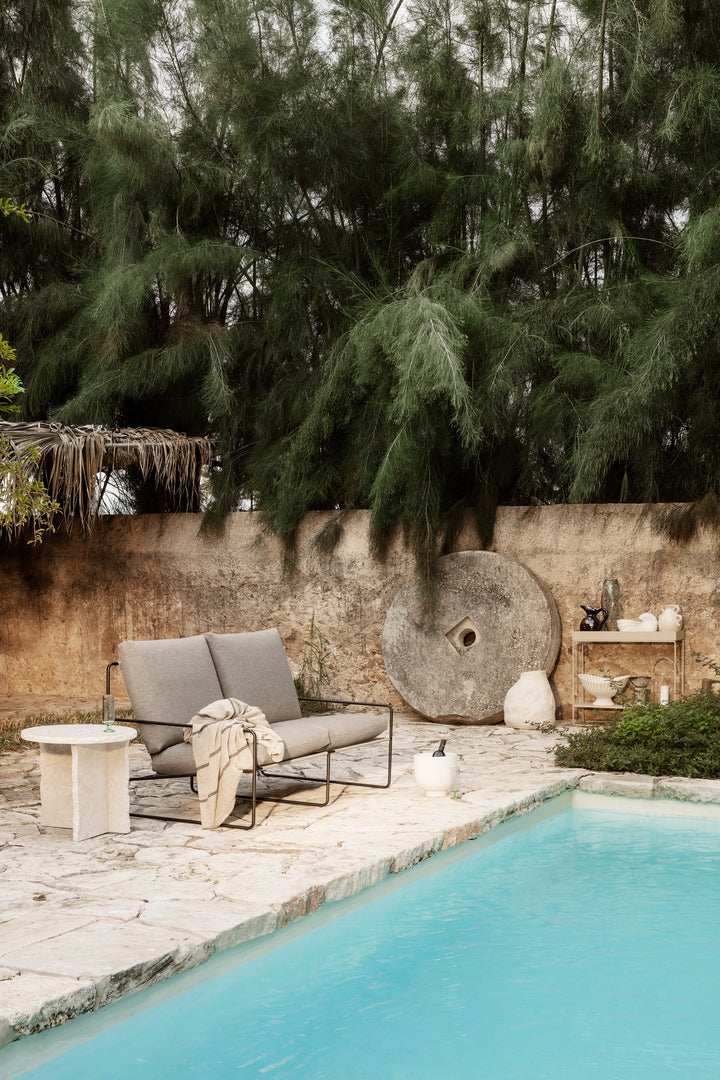 Ferm Living Desert 2-zits tuinbank Zwart/Zand