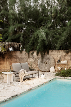 Ferm Living Desert 2-zits tuinbank Zwart/Zand
