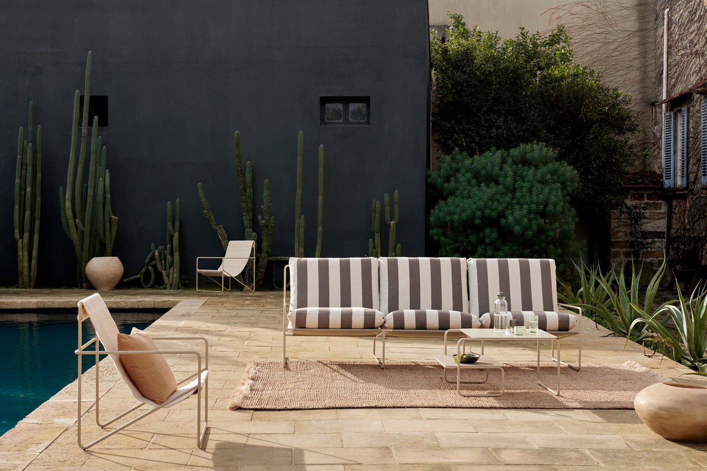Ferm Living Desert 3-zits tuinbank Cashmere/Chocolate