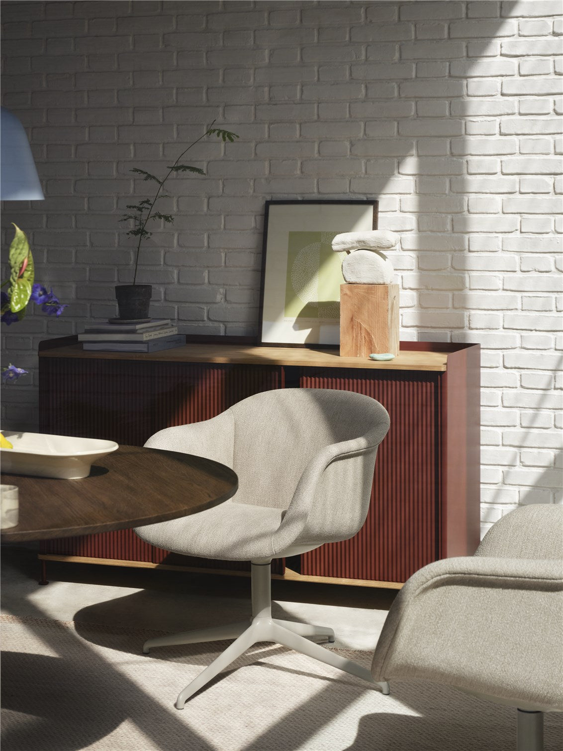 Muuto Fiber Soft eetkamerstoel gestoffeerd Vidar 693 swivel