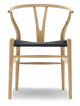Carl Hansen & Søn CH24 Wishbone Stoel - Gelakt eikenhout met zwarte zitting