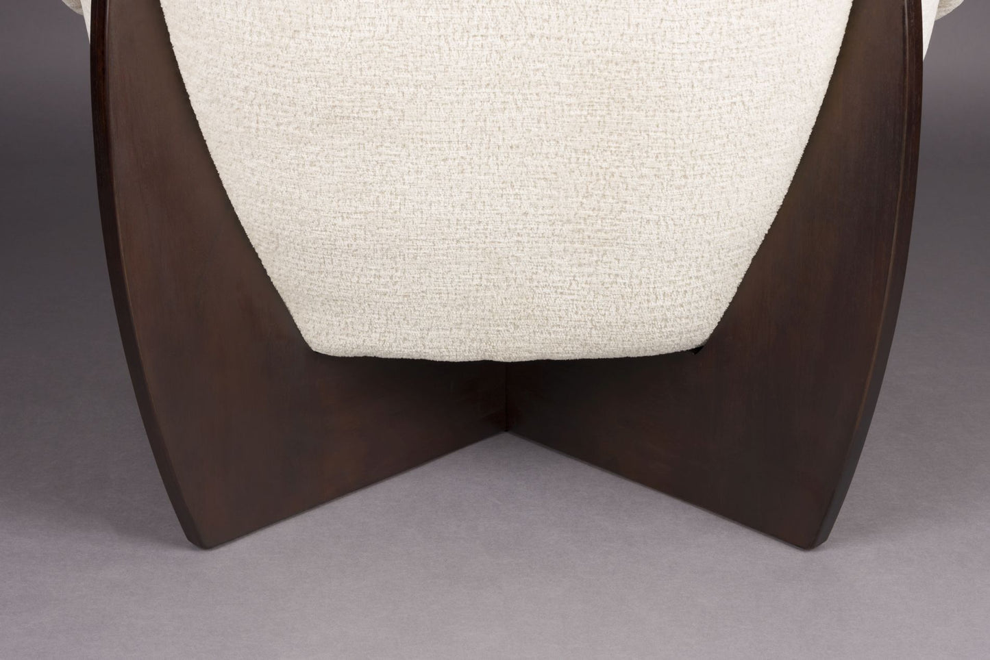 Dutchbone Emilius fauteuil Beige