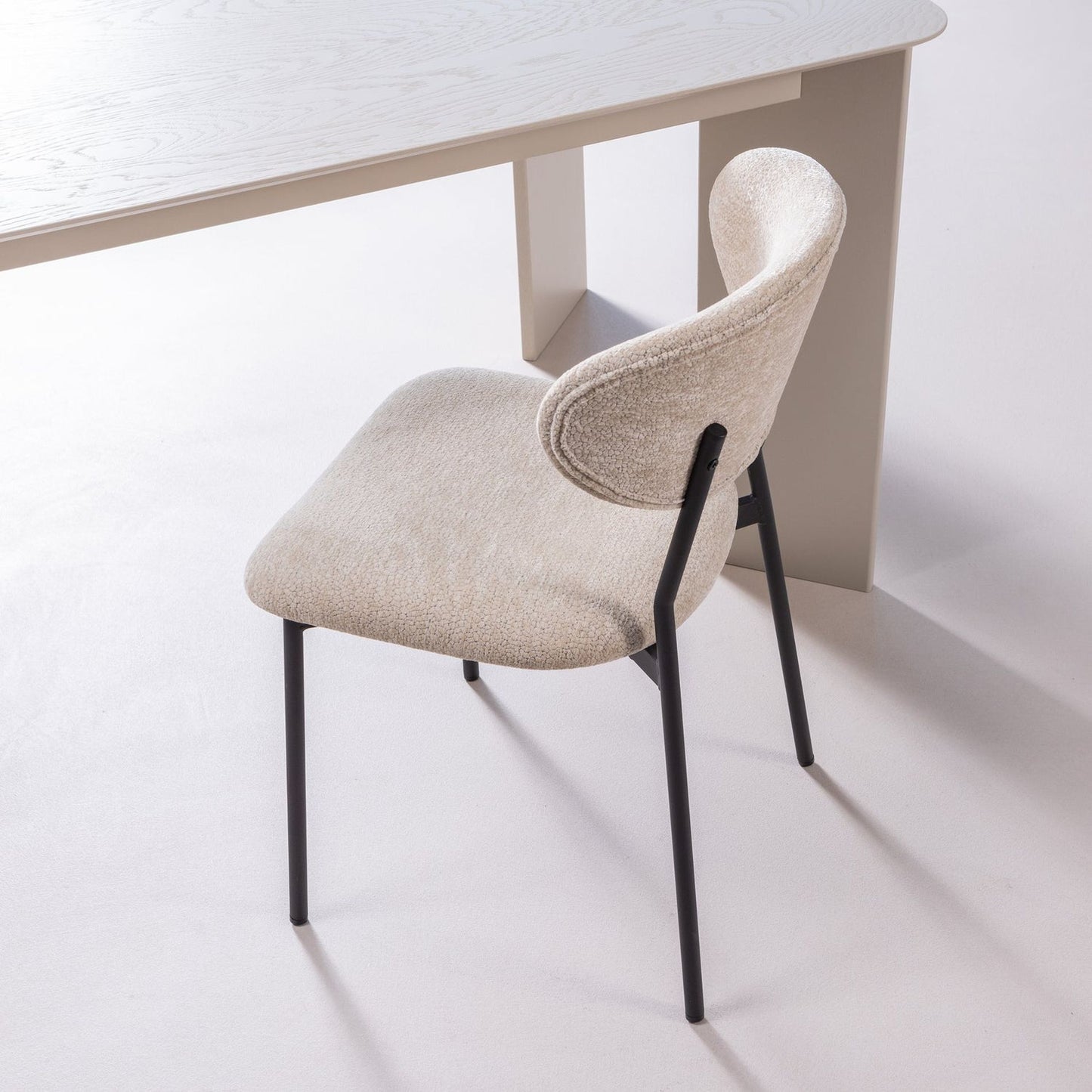 WOOOD Kjeld eetkamerstoel chenille Beige