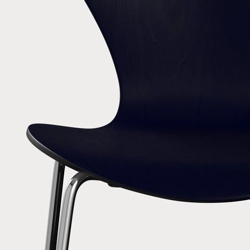 Fritz Hansen Series 7 Vlinderstoel Chrome Ash Coloured Midnight Blue Fritz Hansen Series 7 Vlinderstoel Chrome Ash Coloured Midnight Blue