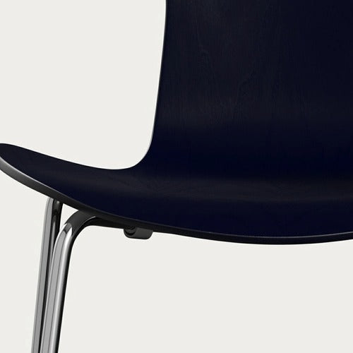 Fritz Hansen Grand Prix eetkamerstoel chrome ash coloured Midnight Blue