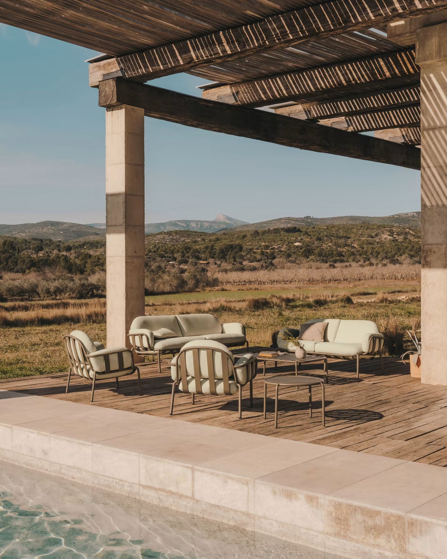 Kave Home Joncols salon tuintafel 110x62 cm Grijs