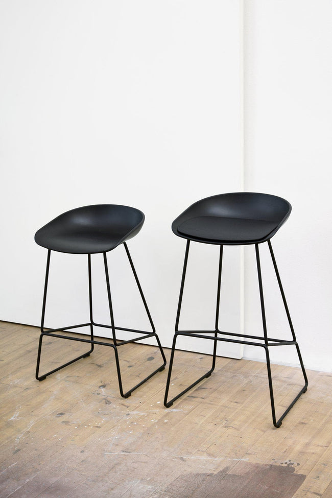 HAY About a Stool AAS 38 barkruk H65 black - HAY About a Stool AAS 38 barkruk H65 black