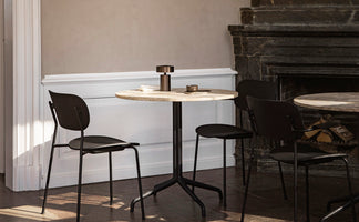 Audo Copenhagen Co Chair Plastic eetkamerstoel met armleuning olive