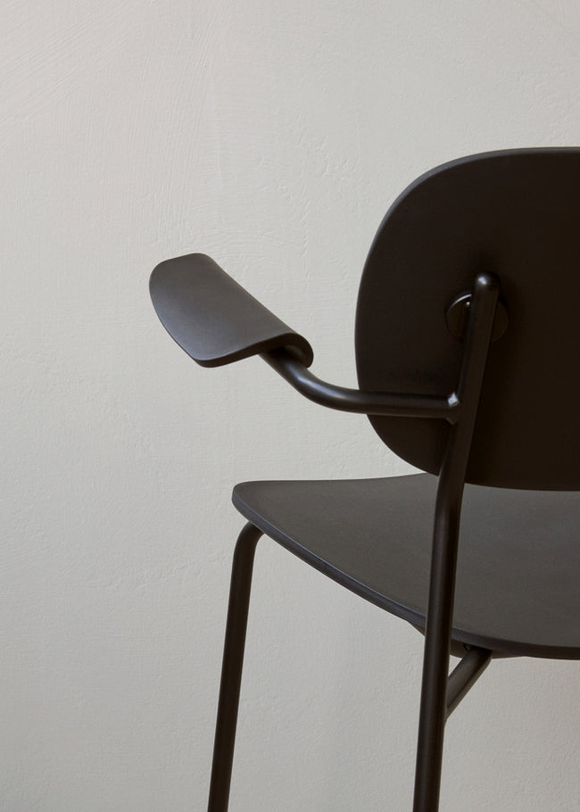 Audo Copenhagen Co Chair Plastic eetkamerstoel met armleuning zwart - Audo Copenhagen Co Chair Plastic eetkamerstoel met armleuning zwart