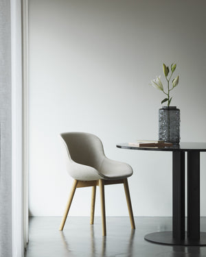 Normann Copenhagen Hyg eetkamerstoel Grey gestoffeerd LDS08 eiken