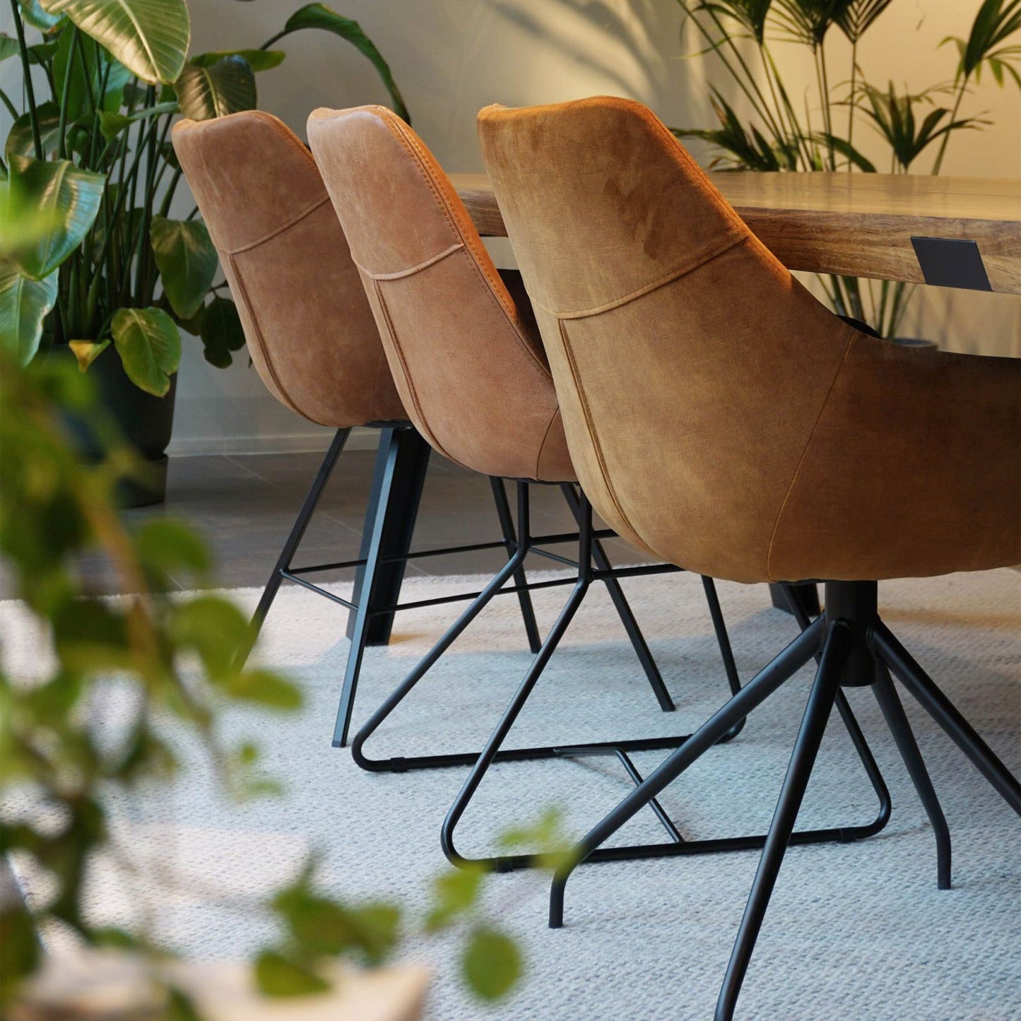 Comodo Carbina armstoel natural/taupe draaibaar